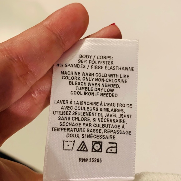 EXPRESS Sleeveless Twist Front Top & necklace - Picture 8 of 8